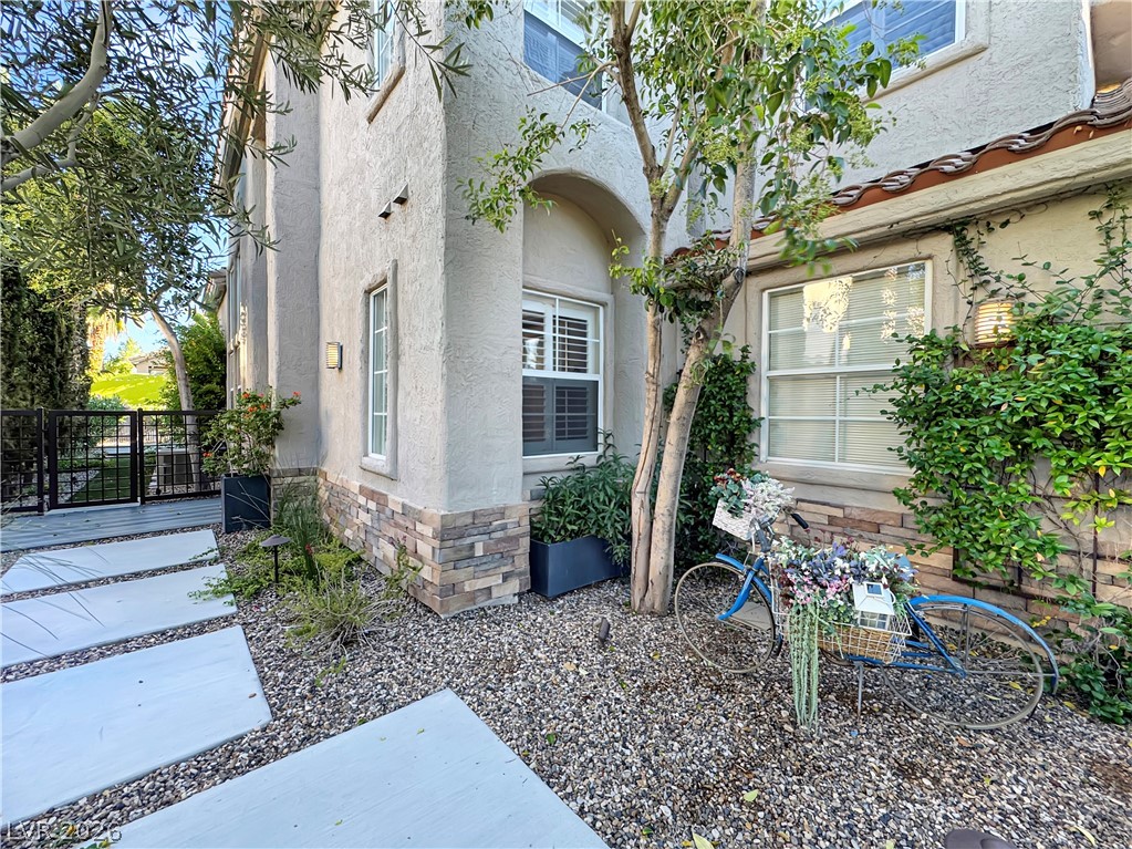 1352 Fox Acres Drive Las Vegas NV 89134