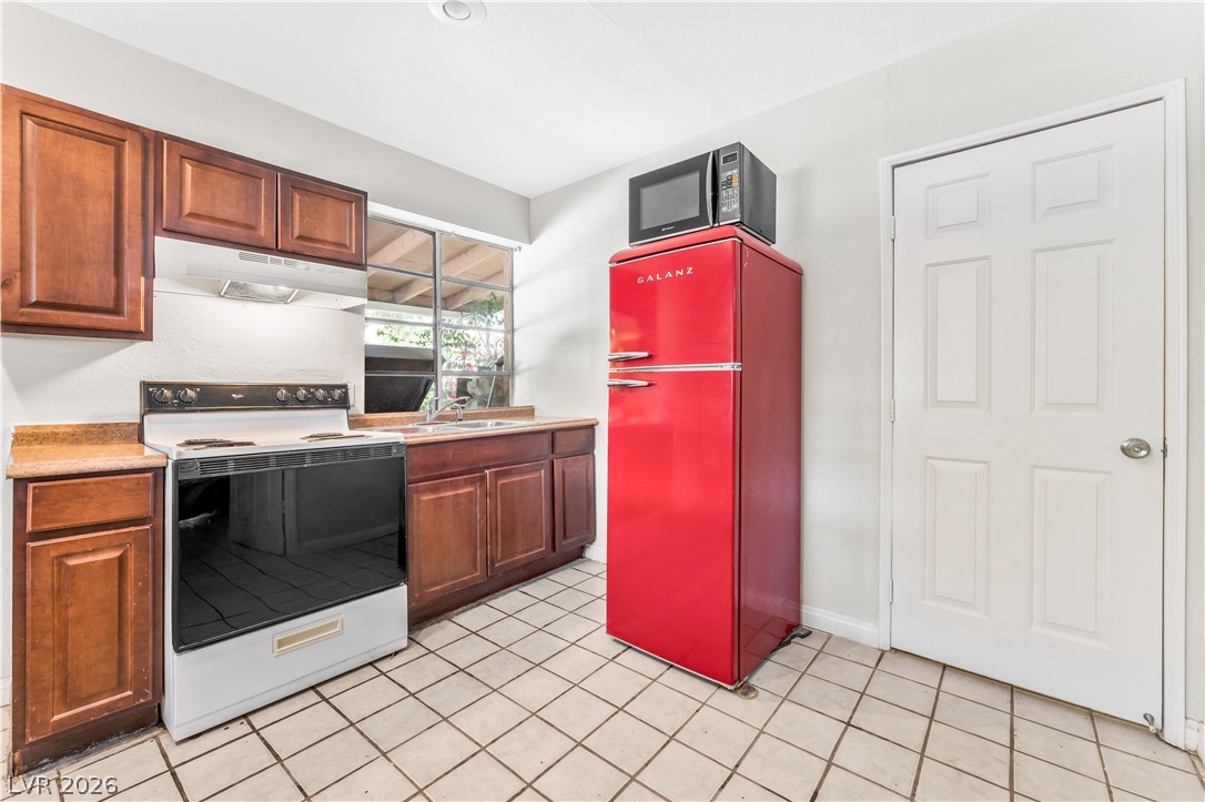 203 Earl Street Las Vegas NV 89101