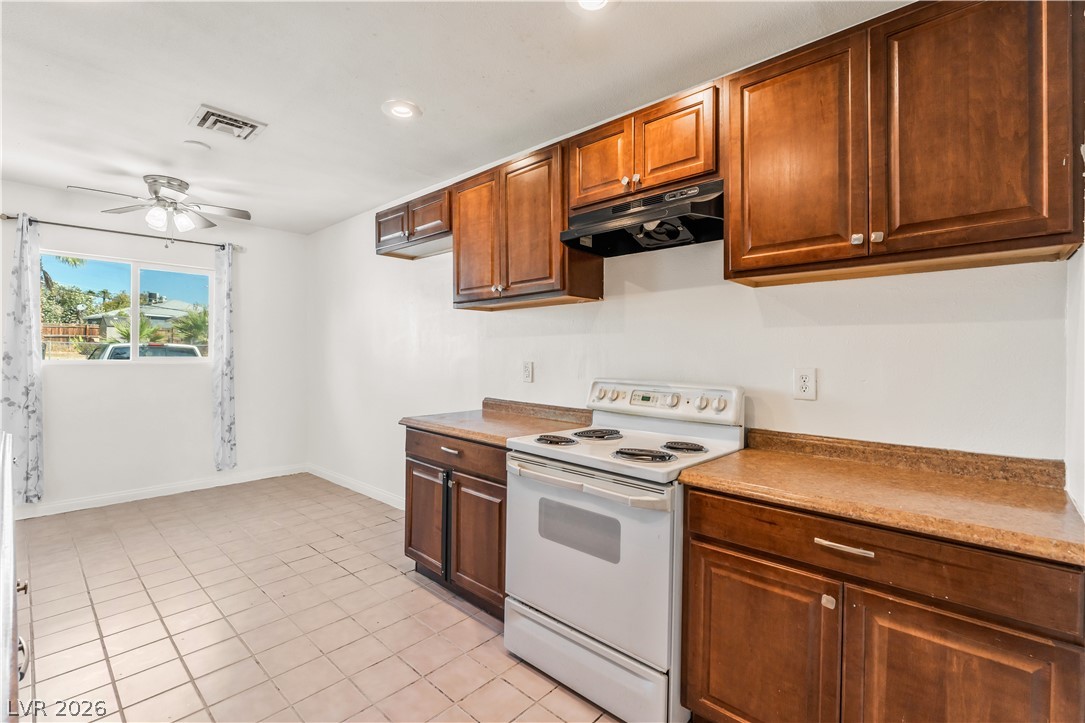 203 Earl Street Las Vegas NV 89101