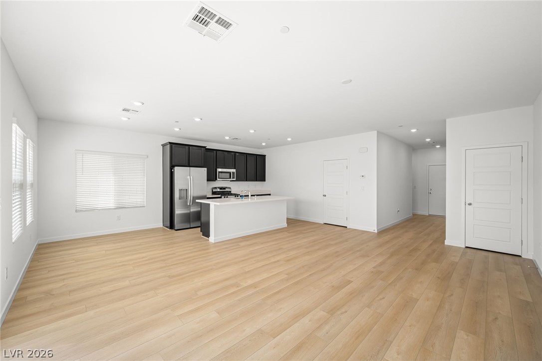 9939 Kimura Hills Avenue Las Vegas NV 89129