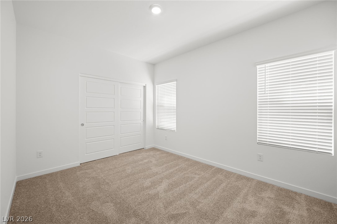 9939 Kimura Hills Avenue Las Vegas NV 89129