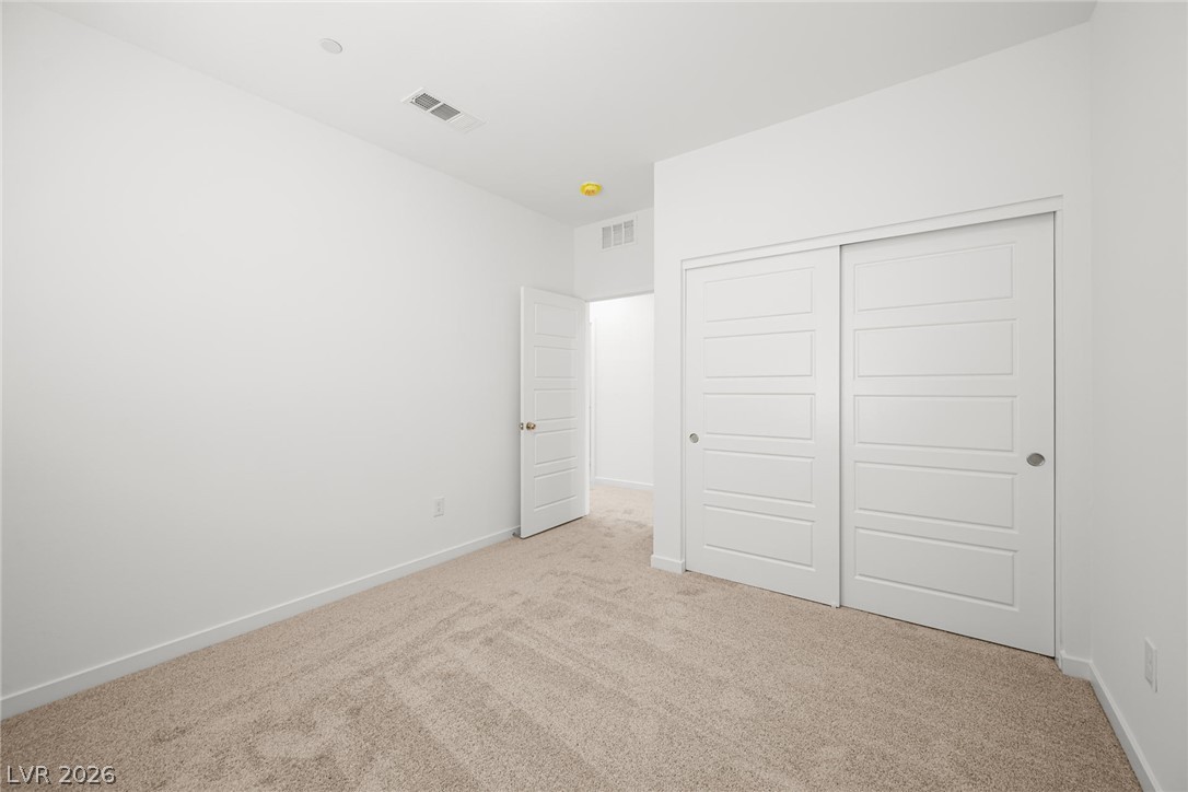 9939 Kimura Hills Avenue Las Vegas NV 89129