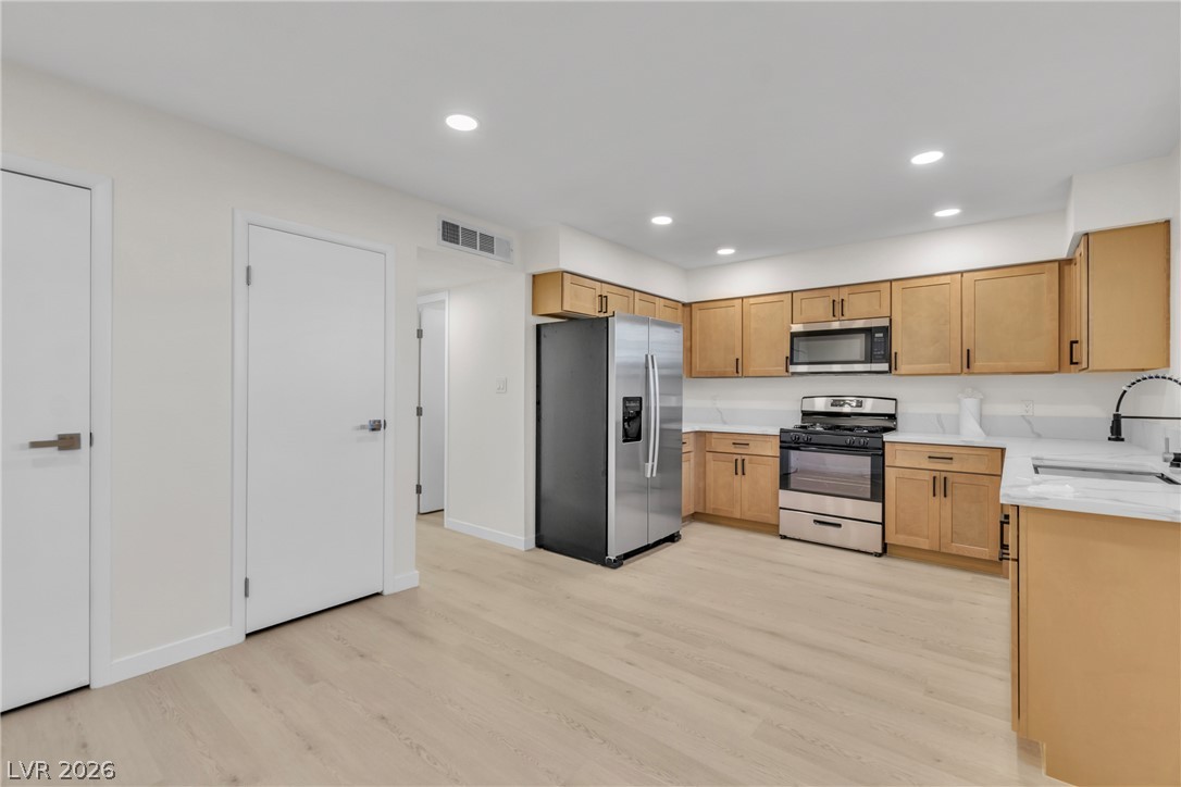 7090 Burcot Avenue B32 Las Vegas NV 89156