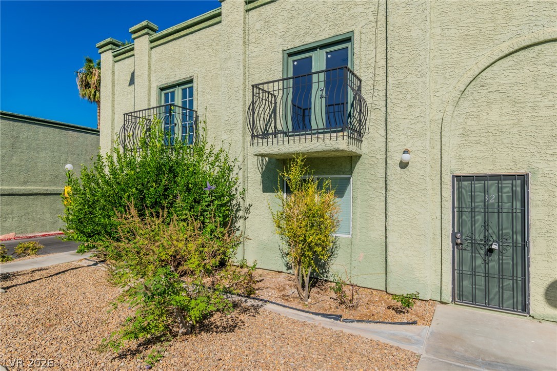 7090 Burcot Avenue B32 Las Vegas NV 89156