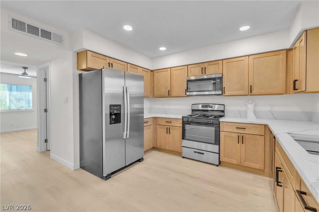 7090 Burcot Avenue B32 Las Vegas NV 89156