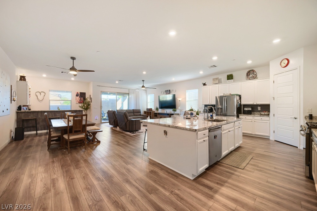 752 Dorsey Falls Street Henderson NV 89011