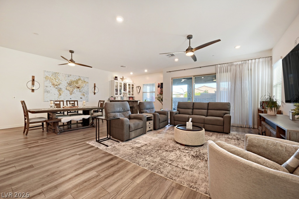 752 Dorsey Falls Street Henderson NV 89011