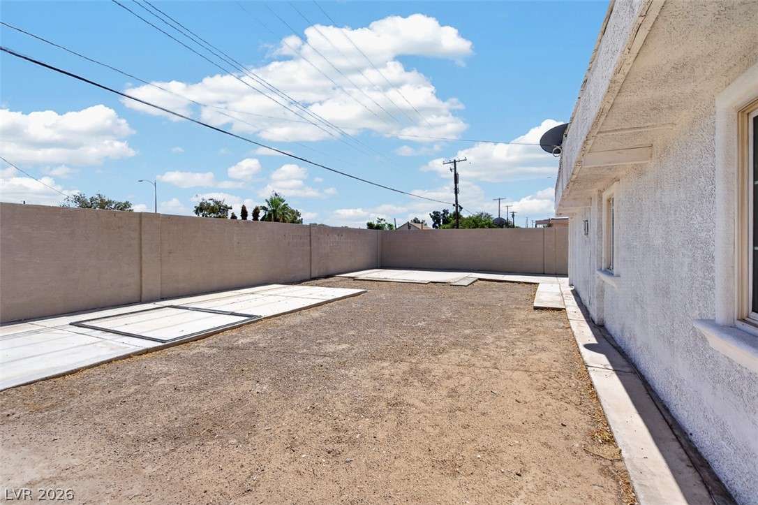 1721 Ardmore Street Las Vegas NV 89104