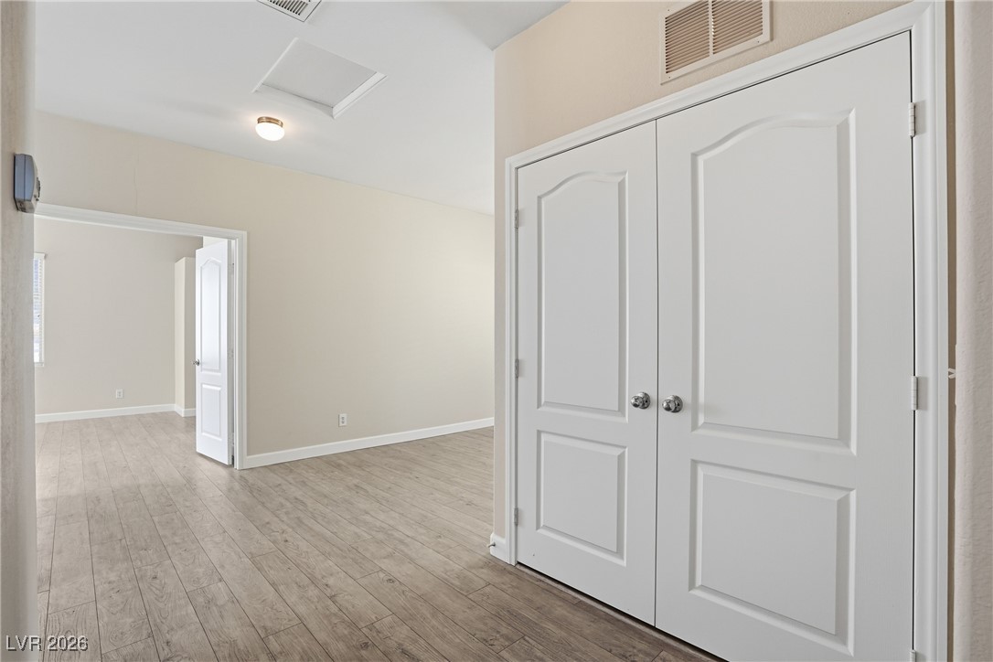 5090 Silent Valley Avenue Las Vegas NV 89139