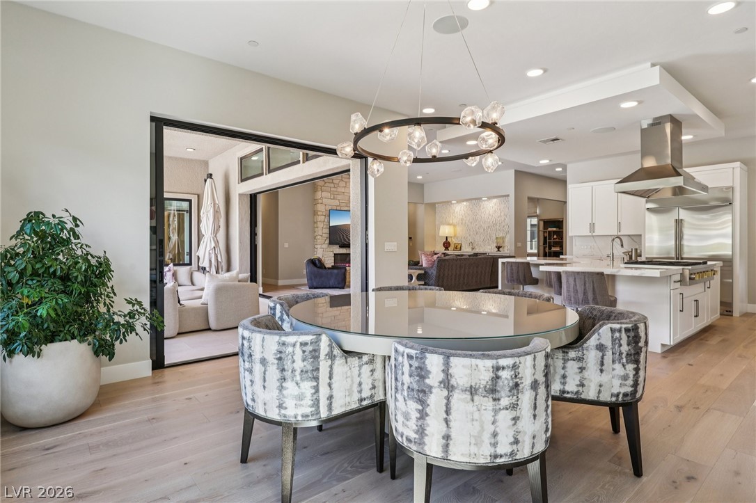 461 Vista Sunset Avenue Las Vegas NV 89138