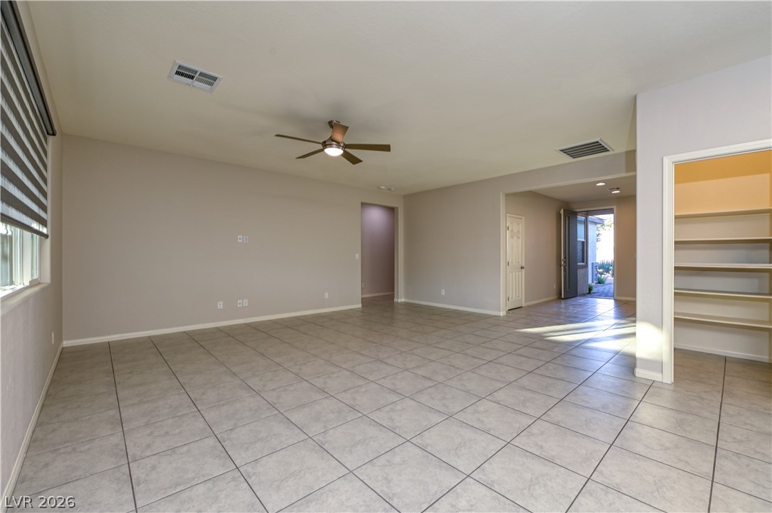 9609 Lexington Arch Street Las Vegas NV 89178