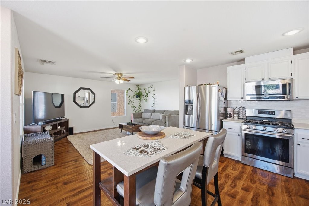 8532 Caddy Corner Street Las Vegas NV 89139