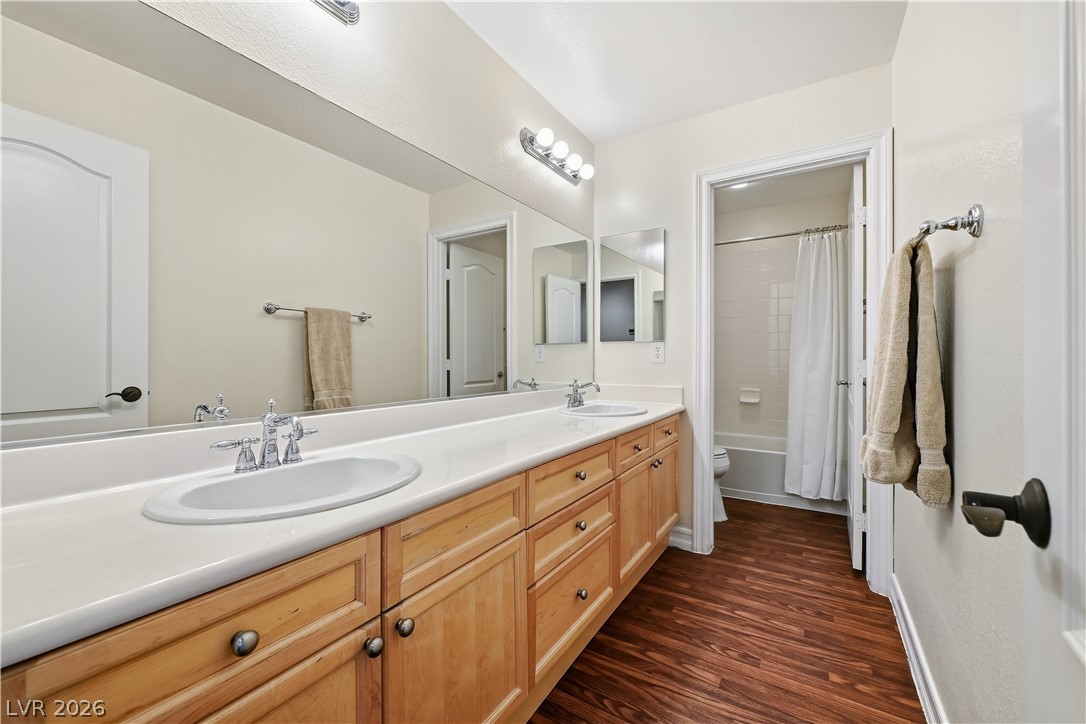 7572 Desertscape Avenue Las Vegas NV 89178