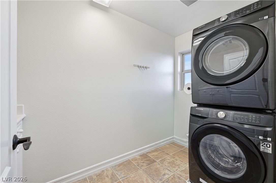 7572 Desertscape Avenue Las Vegas NV 89178