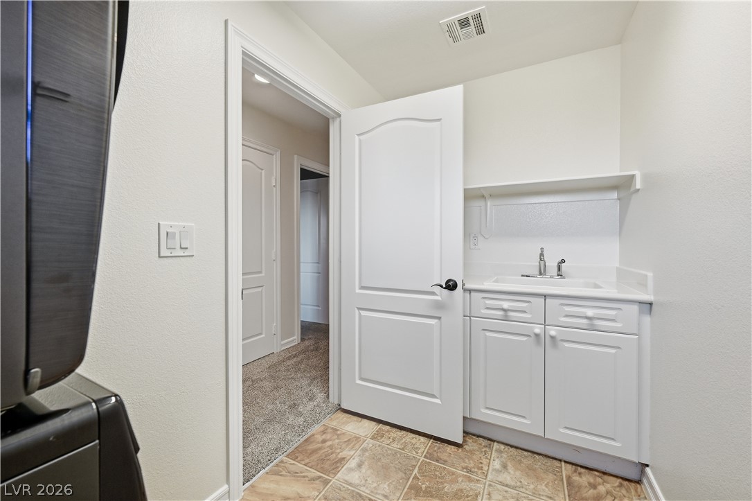 7572 Desertscape Avenue Las Vegas NV 89178