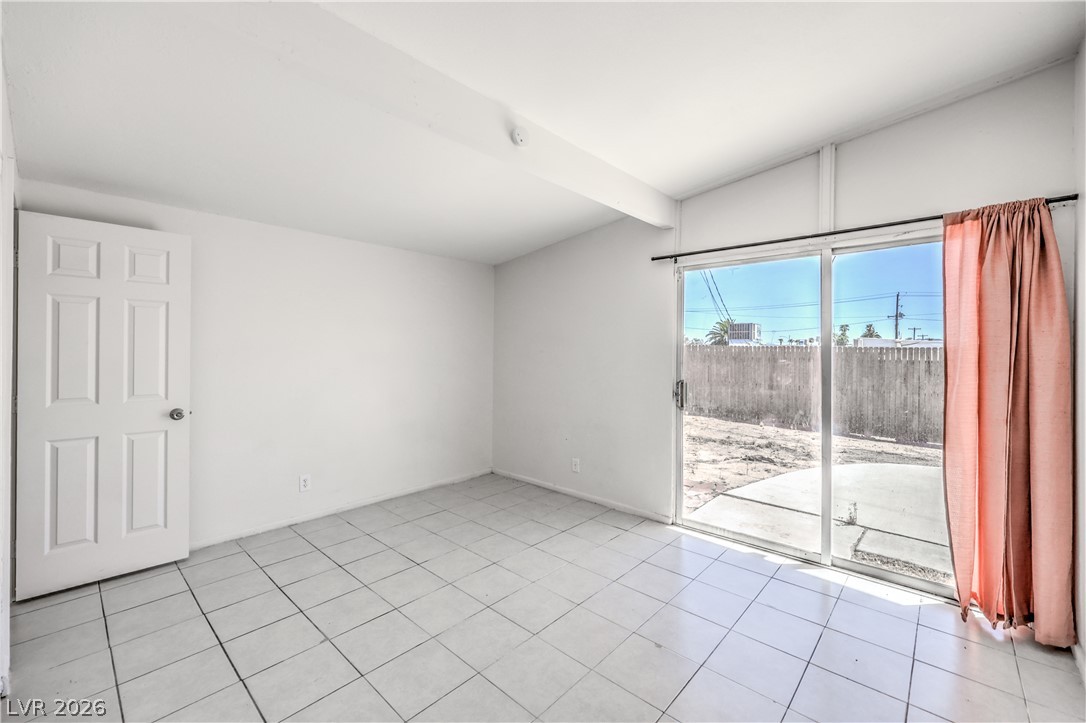 221 Milinane Drive Las Vegas NV 89107