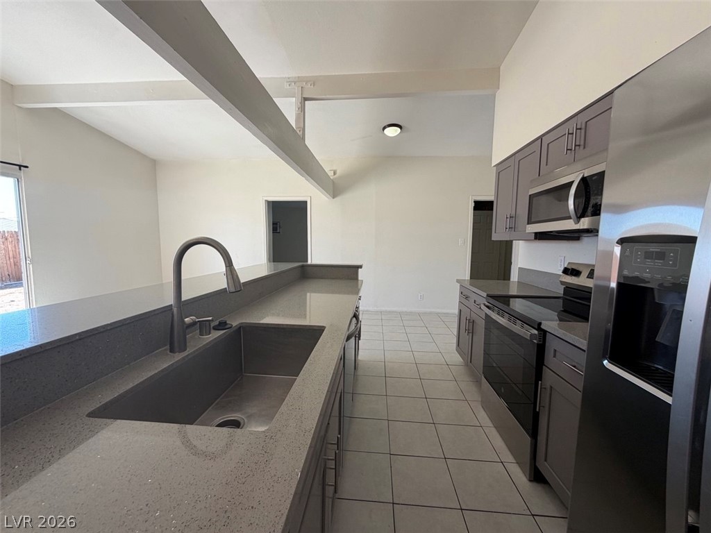 221 Milinane Drive Las Vegas NV 89107