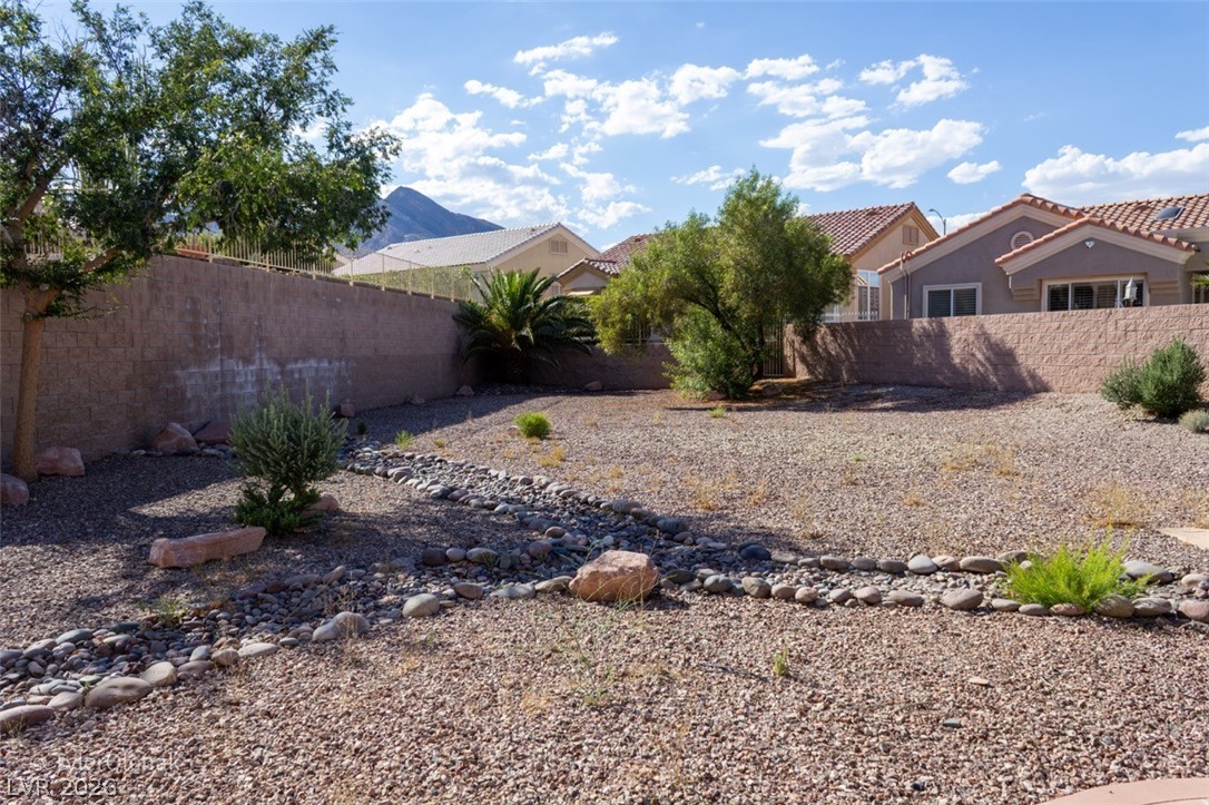 10508 Mission Lakes Avenue Las Vegas NV 89134