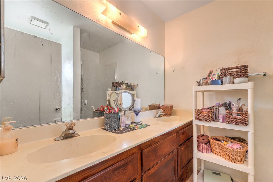 6728 Wenatchee Drive Las Vegas NV 89107