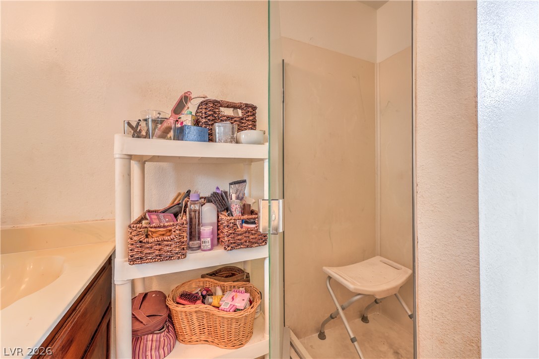 6728 Wenatchee Drive Las Vegas NV 89107