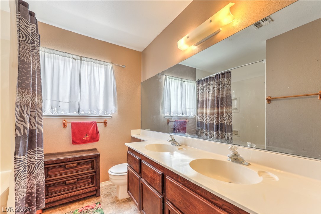 6728 Wenatchee Drive Las Vegas NV 89107