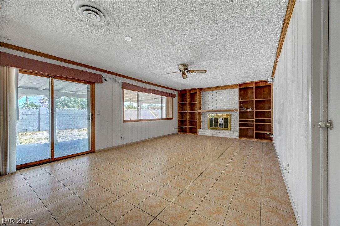 1900 Stonehaven Drive Las Vegas NV 89108