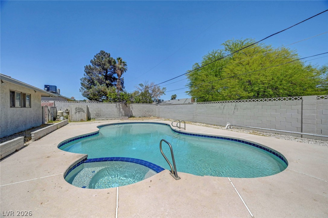 1900 Stonehaven Drive Las Vegas NV 89108
