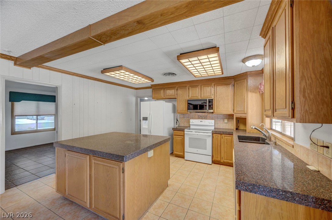 1900 Stonehaven Drive Las Vegas NV 89108