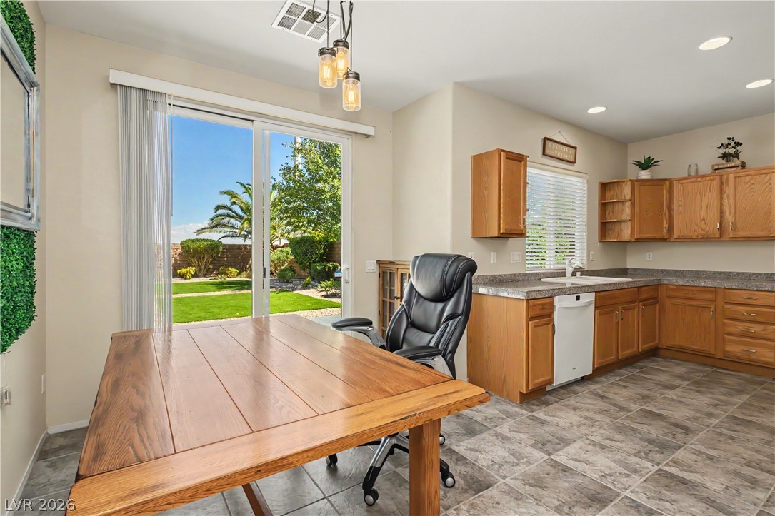 3608 Australian Cloud Drive Las Vegas NV 89135