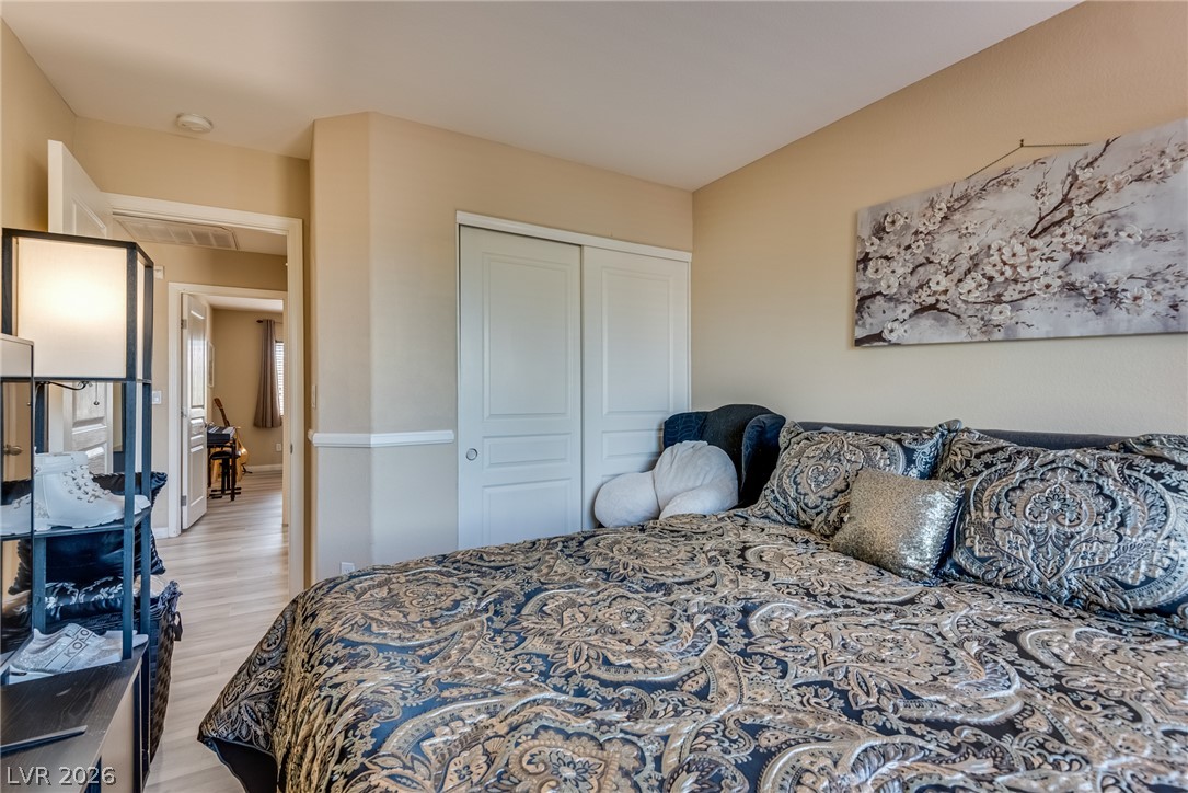 5280 Judkins Drive Las Vegas NV 89122