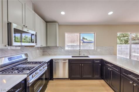 8305 Windrush Avenue Las Vegas NV 89117