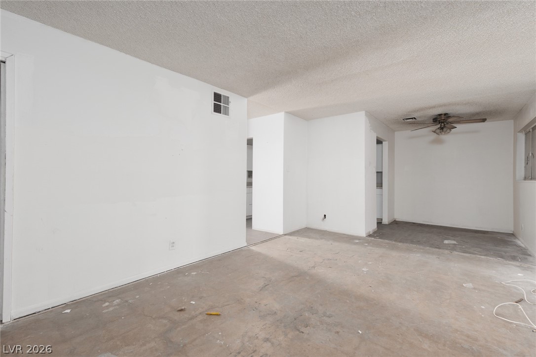 3505 Navajo Way Las Vegas NV 89108