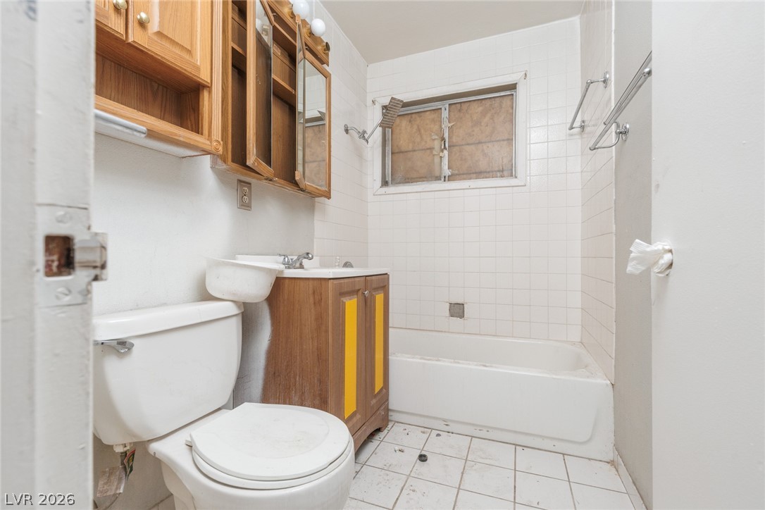 3505 Navajo Way Las Vegas NV 89108