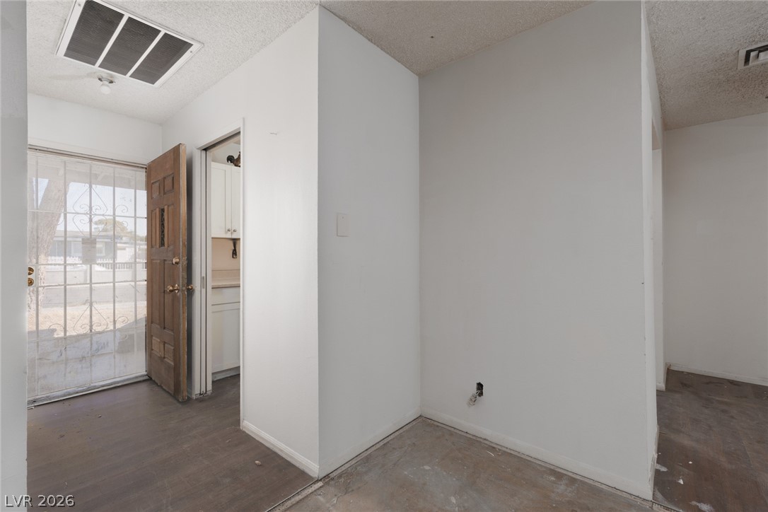 3505 Navajo Way Las Vegas NV 89108