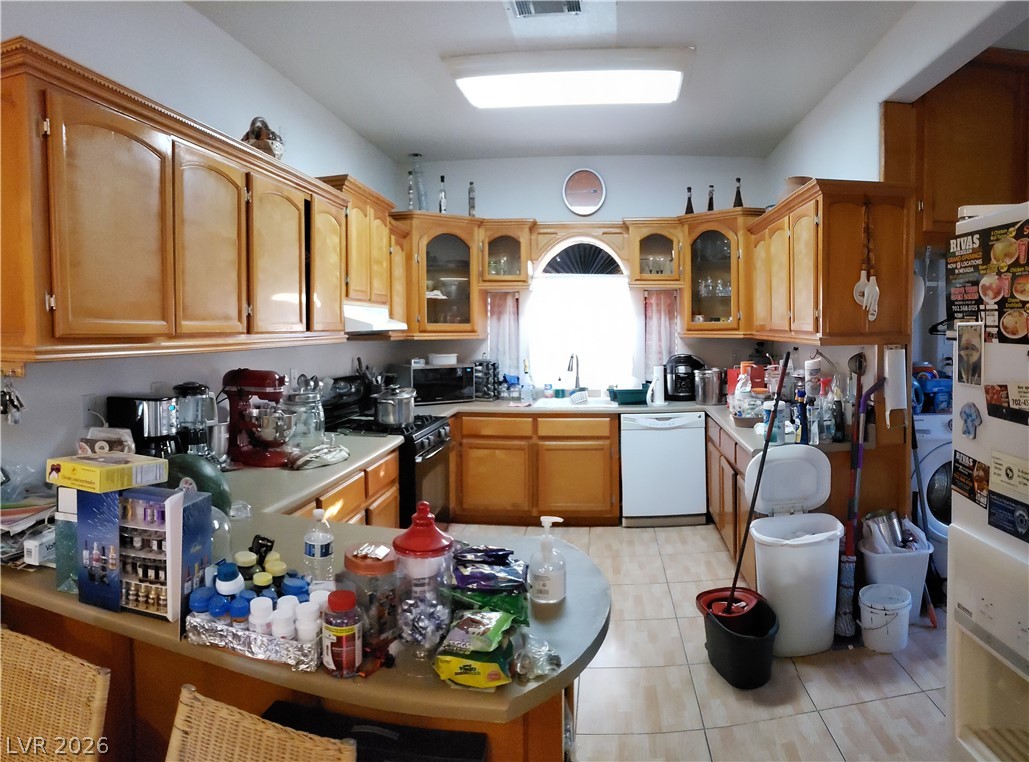 1933 Bearden Avenue Henderson NV 89011