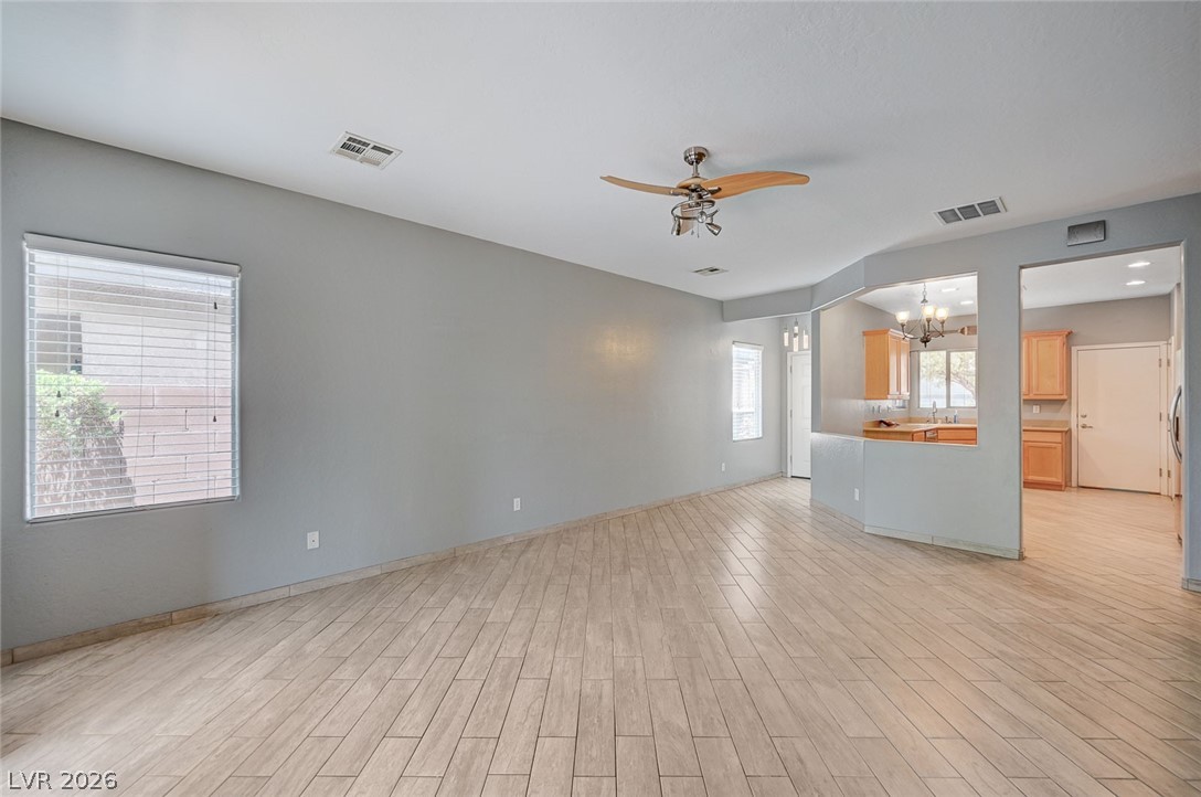 5977 Falconer Avenue Las Vegas NV 89122