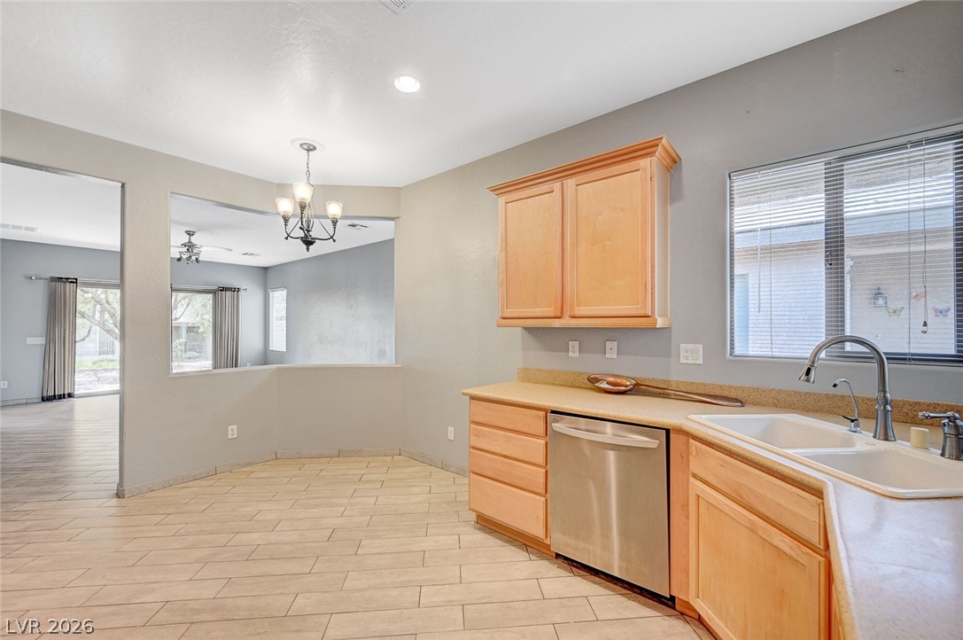 5977 Falconer Avenue Las Vegas NV 89122