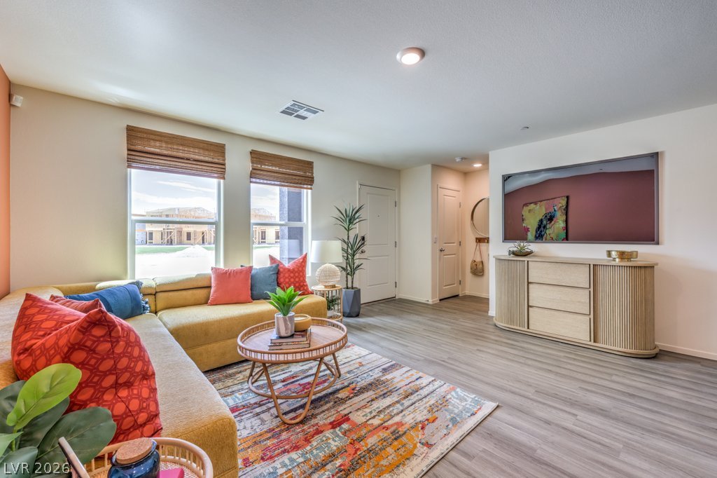 7376 Monique Creek Street North Las Vegas NV 89084