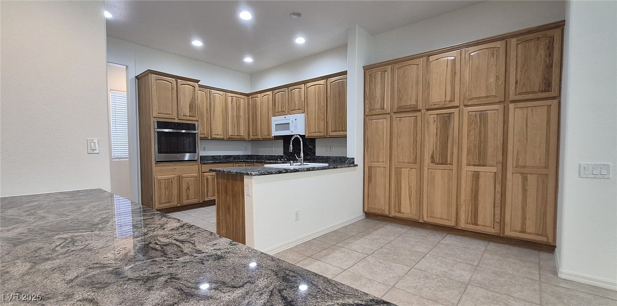 2483 Blair Castle Street Henderson NV 89044