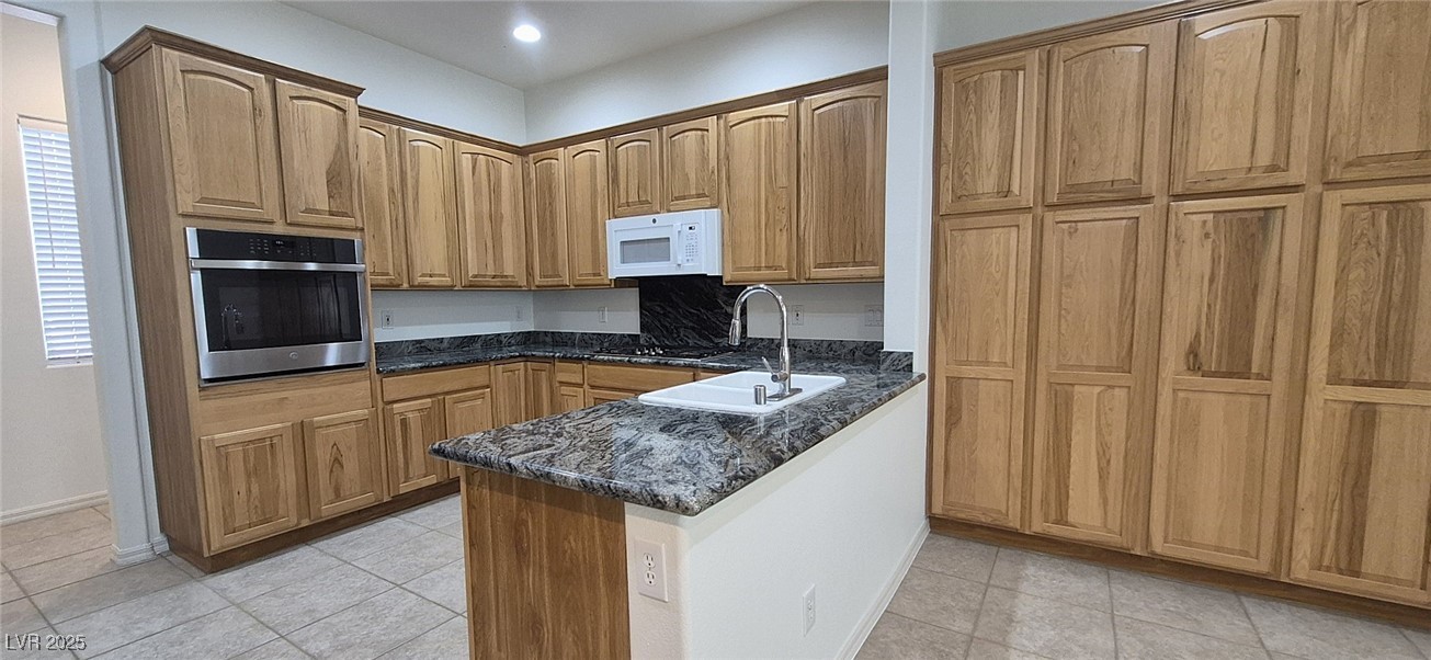 2483 Blair Castle Street Henderson NV 89044