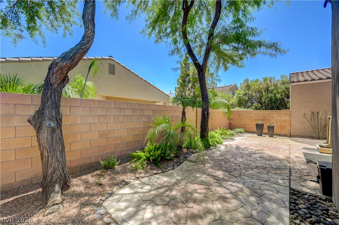 179 Staten Island Avenue Las Vegas NV 89123