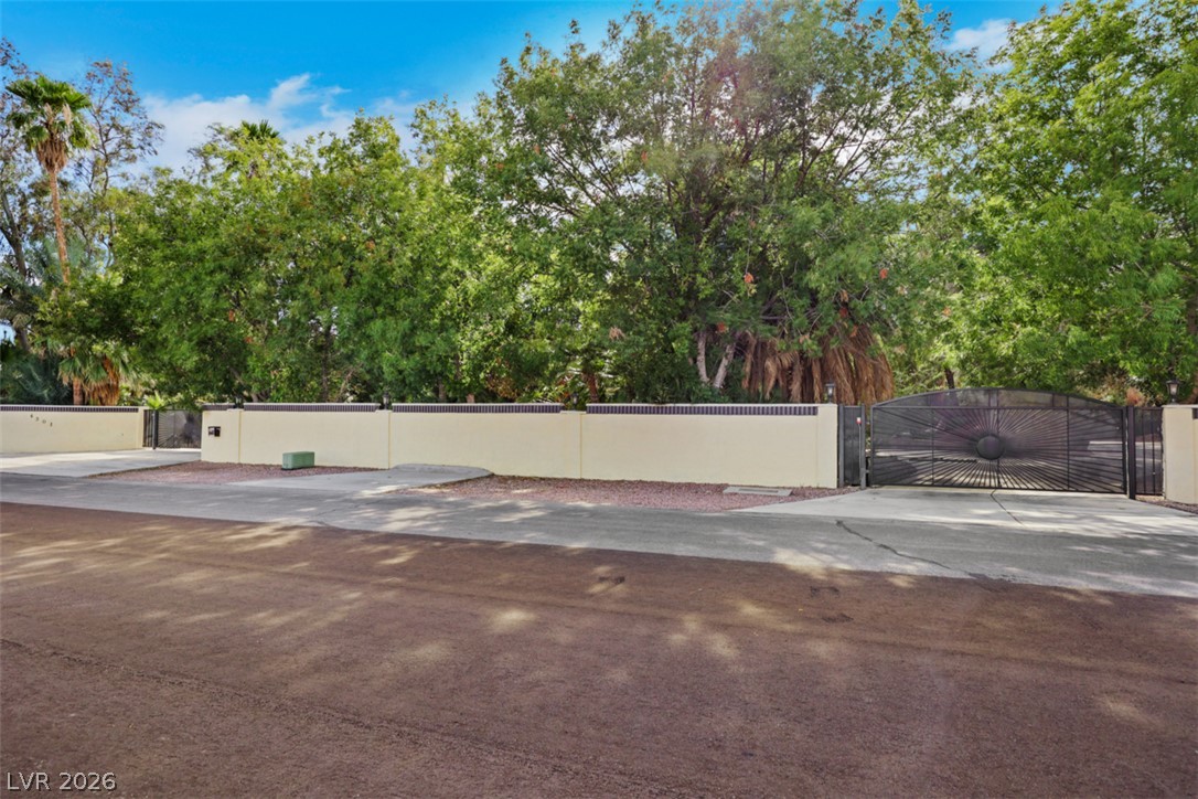 4301 Quadrel Street Las Vegas NV 89129