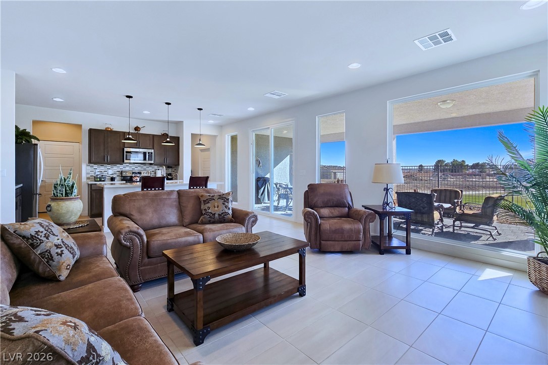 4567 East Cactus Canyon Drive Pahrump NV 89061