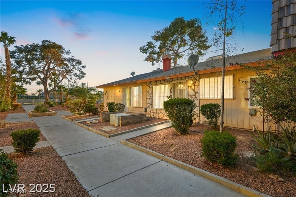 3982 Voxna Street Las Vegas NV 89119