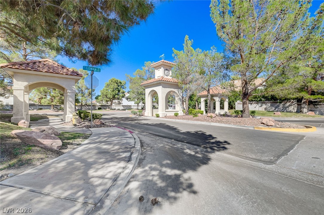 8752 Autumn Wreath Avenue Las Vegas NV 89129