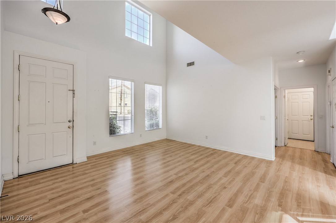 8031 Retriever Avenue Las Vegas NV 89147