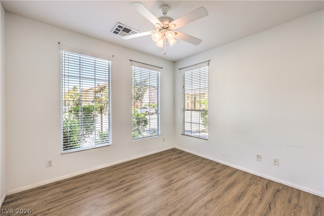 8031 Retriever Avenue Las Vegas NV 89147