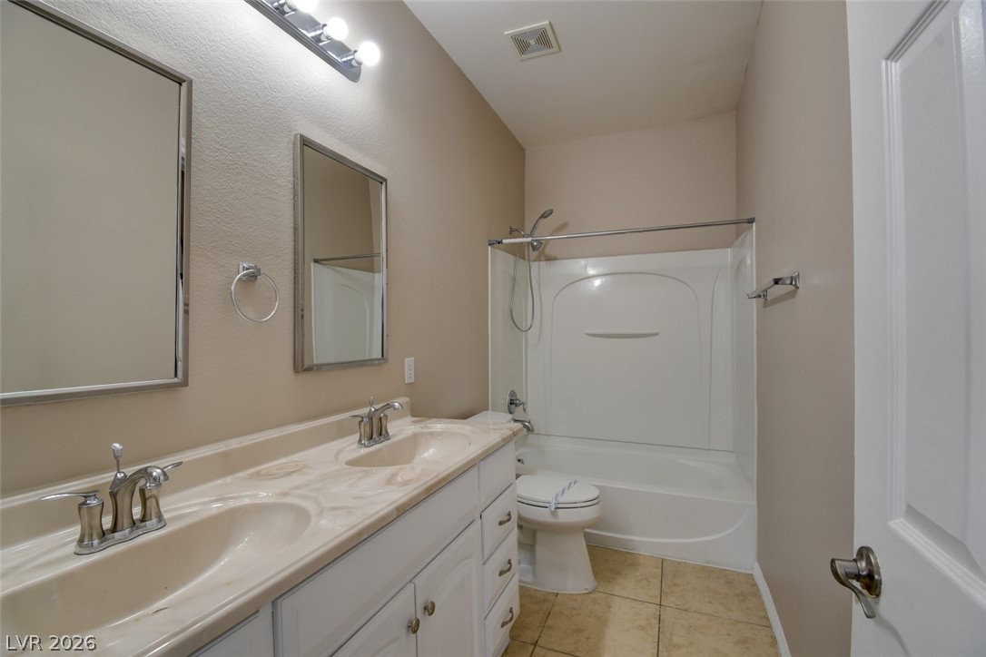 6612 Macdoogle Street Las Vegas NV 89166