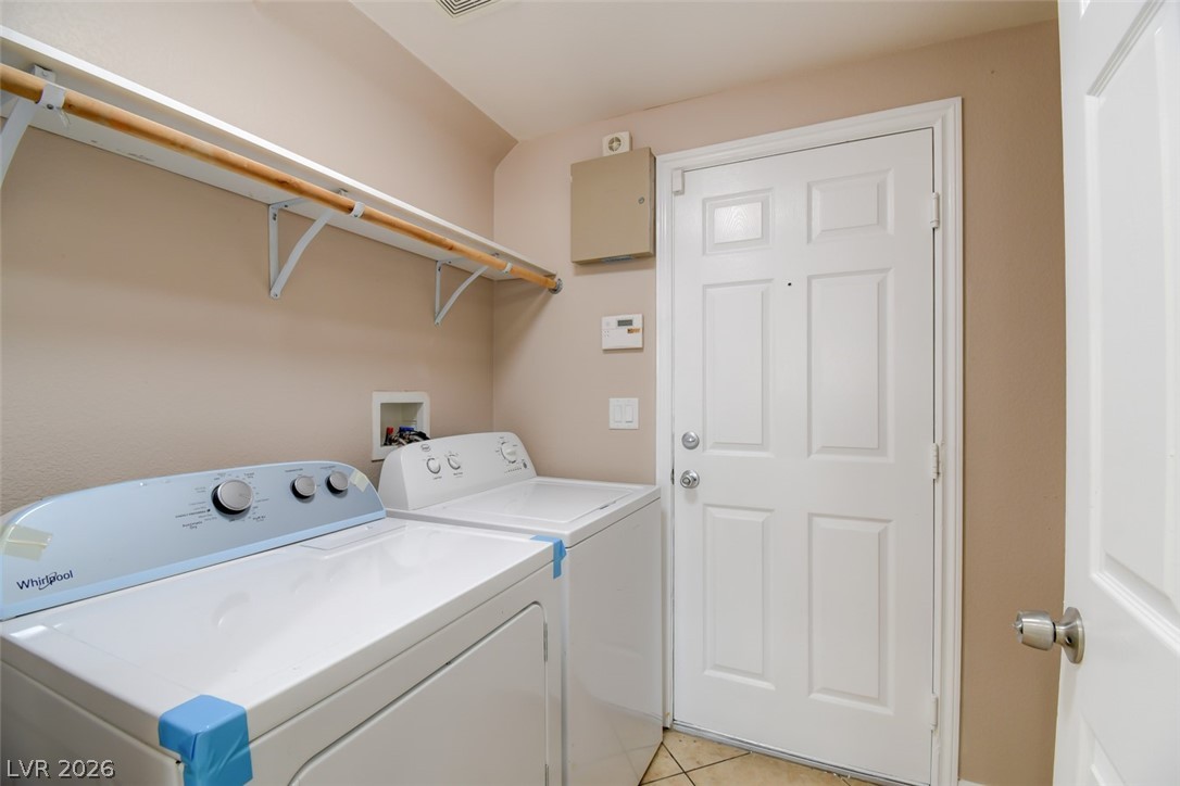 6612 Macdoogle Street Las Vegas NV 89166