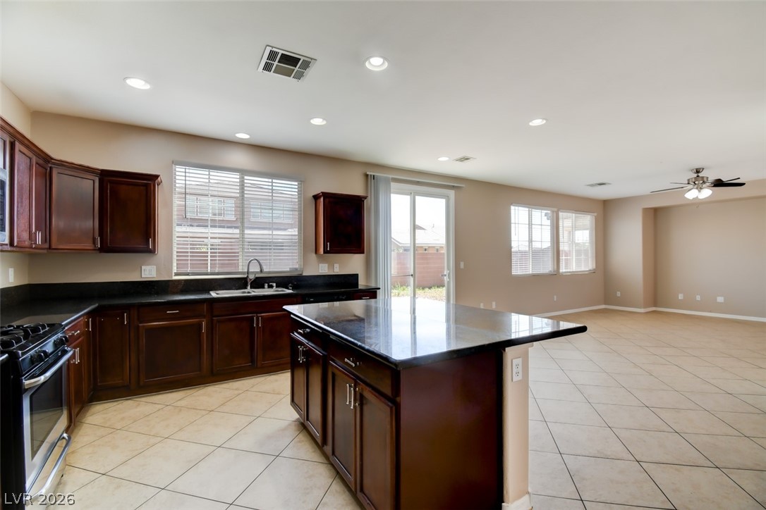 6612 Macdoogle Street Las Vegas NV 89166